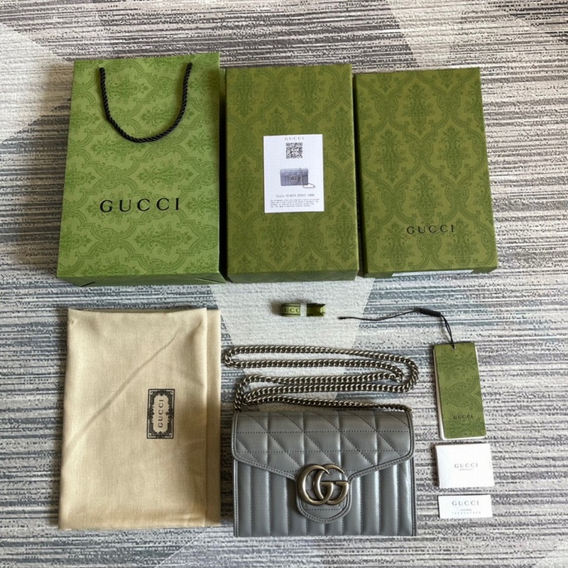 Gucci Handbags 607